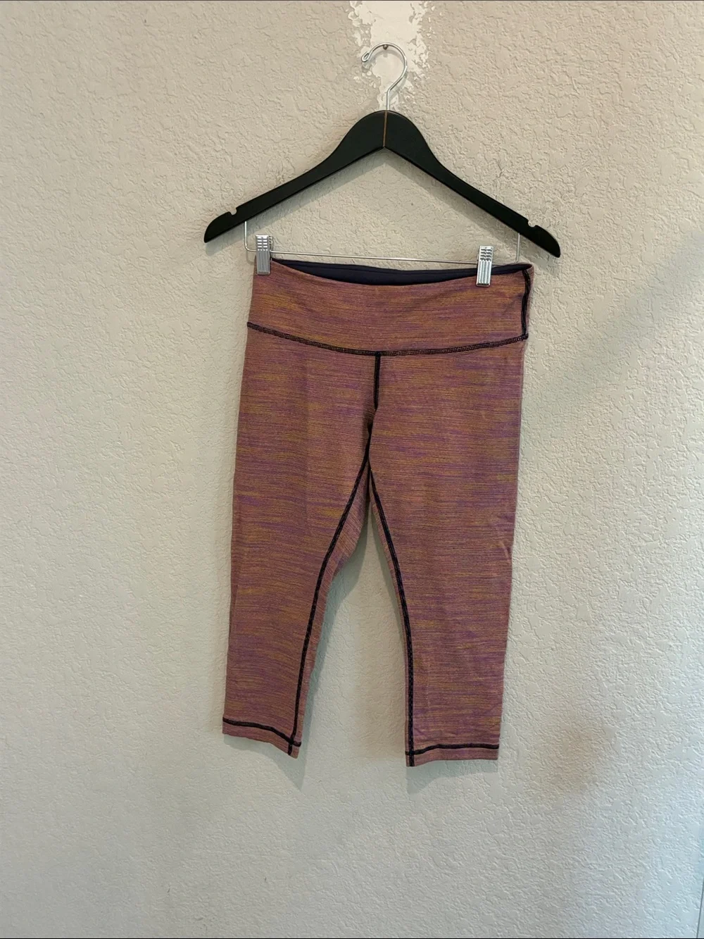 Girls' Purple Heather Capri Leggings - Brand Not Visible